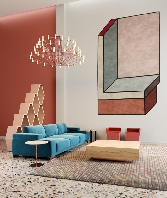 Description de l’image: salle de séjour en couleurs d’Automne, décoration en nuances cuivre et canapé bleu.