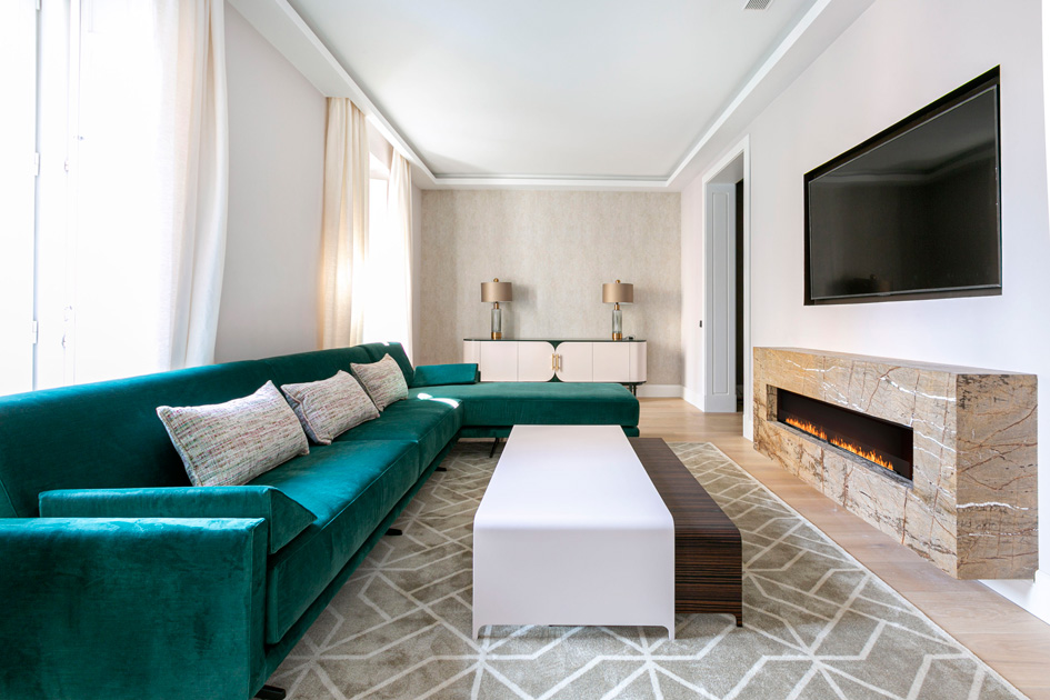 Descrição da imagem: fotografia de interiores de sala de estar, num projeto residencial em Madrid, Espanha.