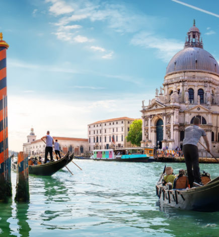 Your Dream Destination at Home: Travel-Inspired Décor